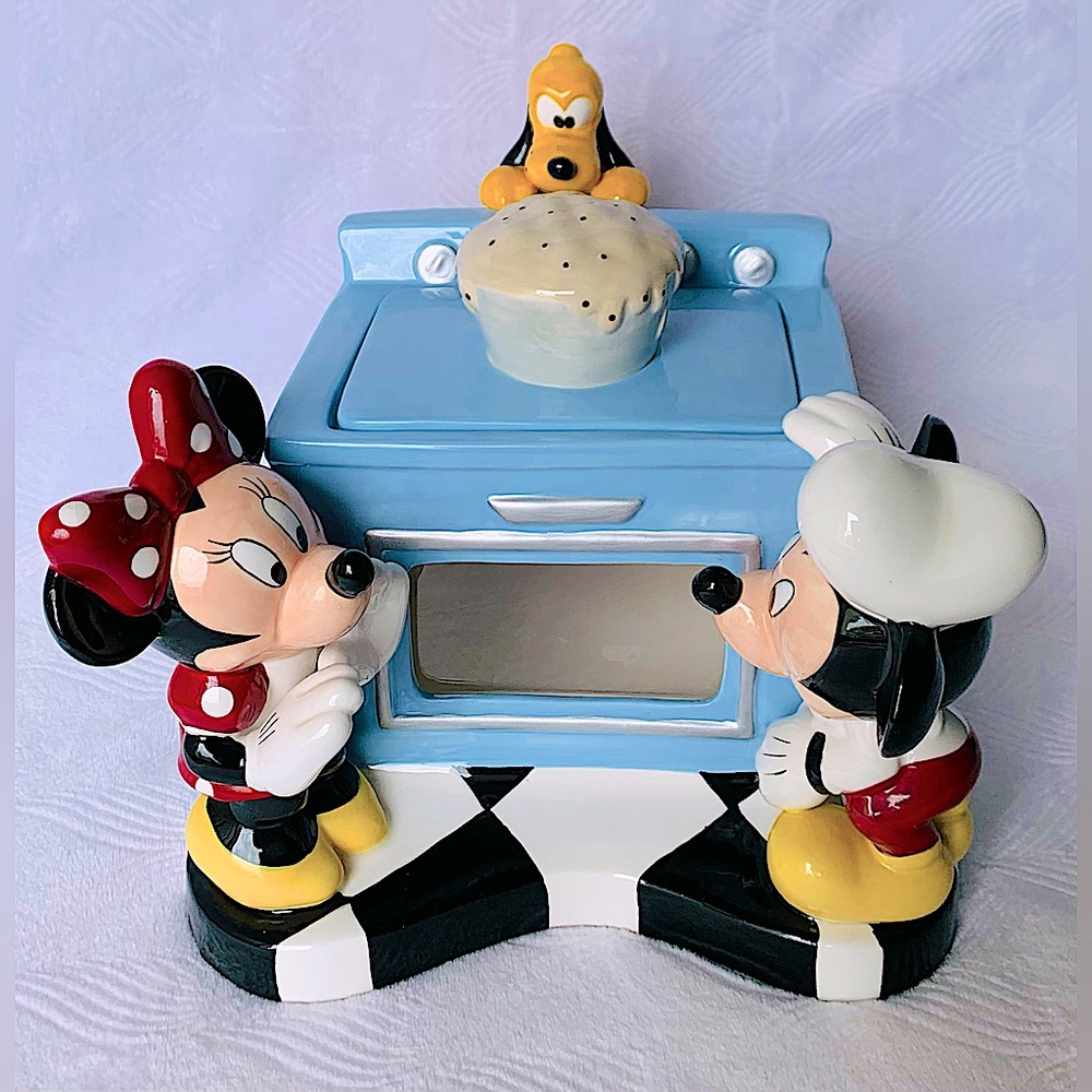Disney Store Mickey Minnie Pluto Baking Oven Cookie Jar - Picture 13 of 13
